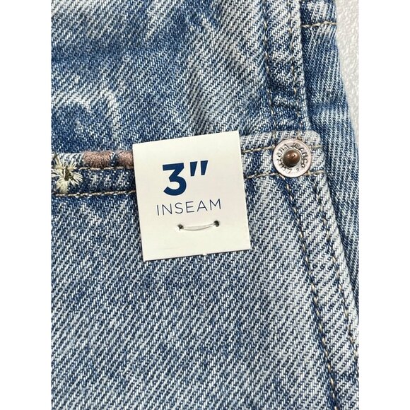 Arizona Jean Co. Juniors Size 3 Vintage Comfort Mom Shorts With 3" Inseam - Picture 7 of 11